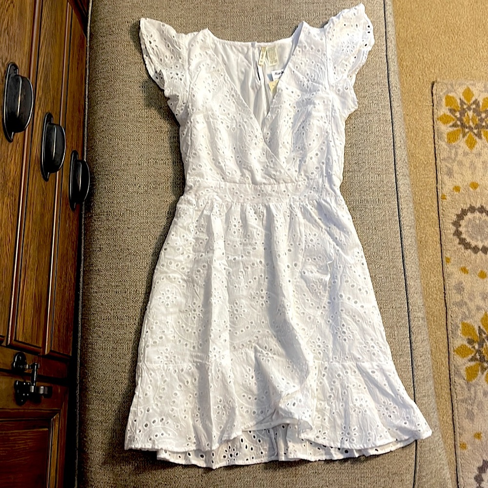 Women’s White Japna dress size Medium